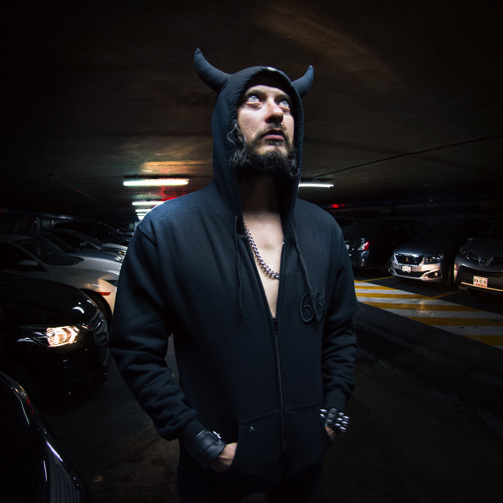 Sudadera Negra Cierre Diablo Black