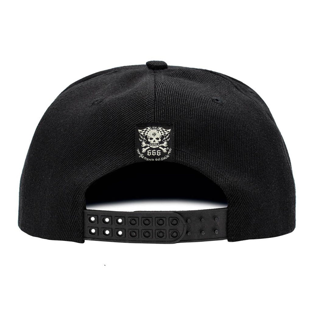 Gorra Antichrist