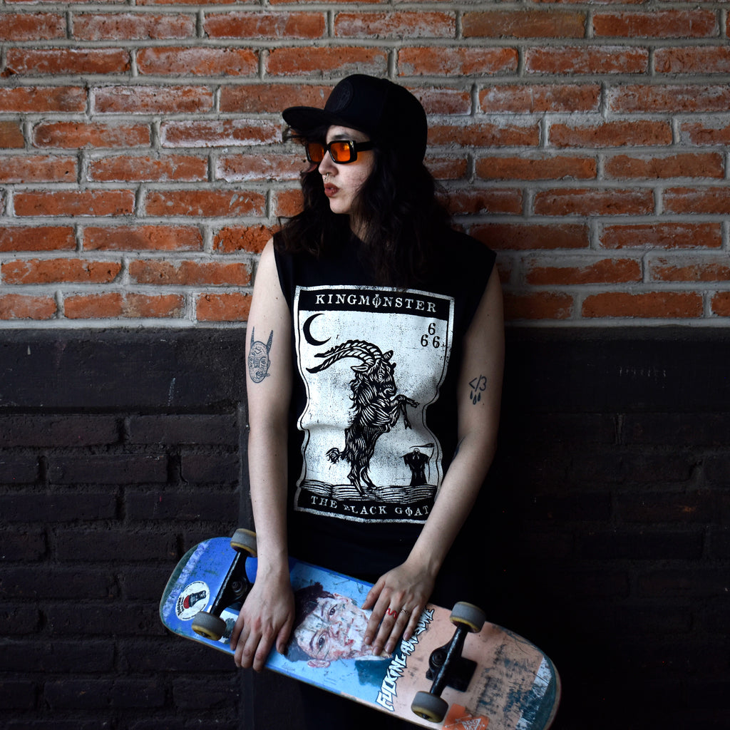 Playera Black Goat