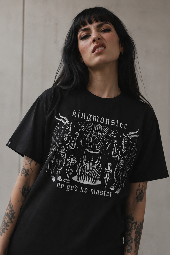 Playera No God No Master