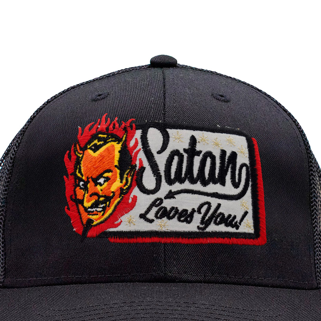 Gorra Satan Loves You