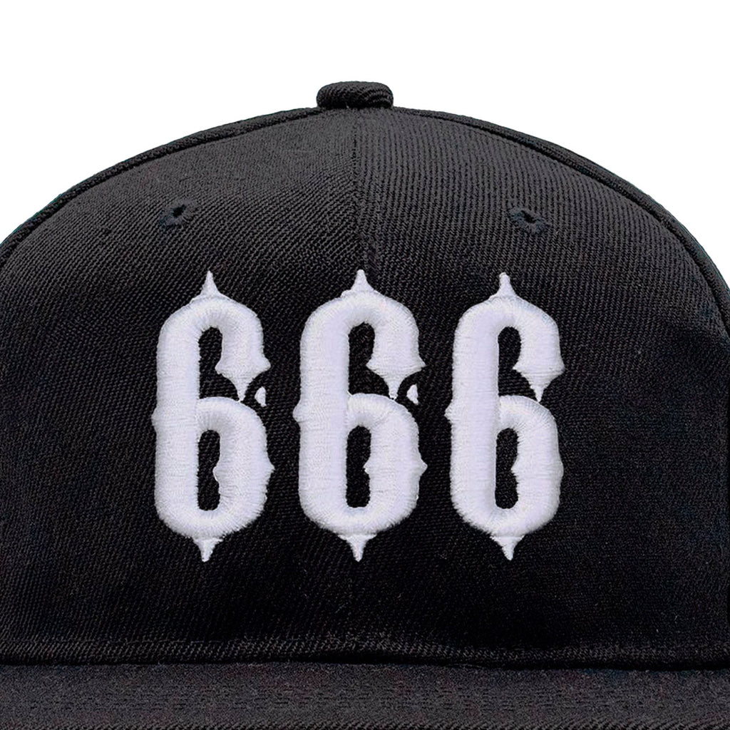 Gorra 666