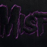 Gorra Plana Misfits Logo (Parche de regalo)