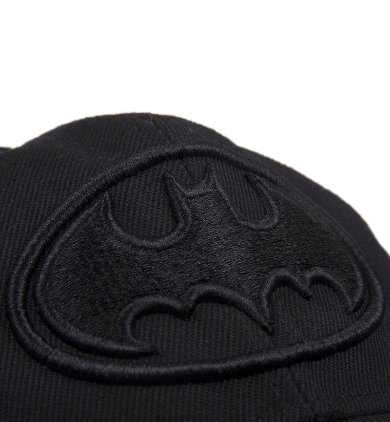 Gorra Plana Logo Batman Negro